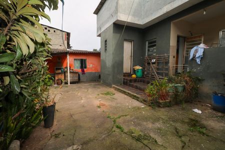 Casa para alugar com 200m², 2 quartos e 3 vagas Casa para alugar com 200m², 2 quartos e 3 vagasQuintal