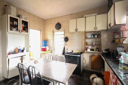Casa para alugar com 200m², 2 quartos e 3 vagas Casa para alugar com 200m², 2 quartos e 3 vagasCozinha