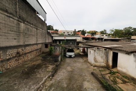 Casa para alugar com 200m², 2 quartos e 3 vagas Casa para alugar com 200m², 2 quartos e 3 vagasQuintal