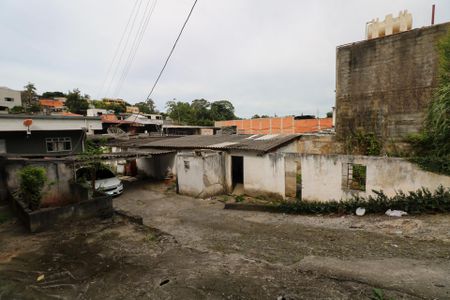 Casa para alugar com 200m², 2 quartos e 3 vagas Casa para alugar com 200m², 2 quartos e 3 vagasQuintal