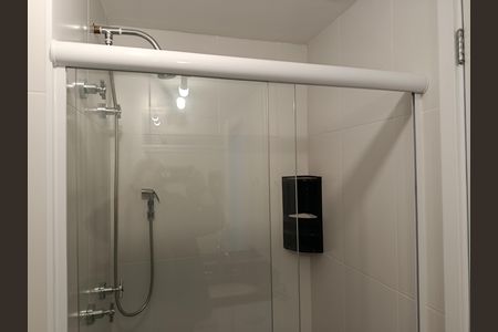 Studio à venda com 30m², 1 quarto e sem vaga Studio à venda com 30m², 1 quarto e sem vagaBanheiro