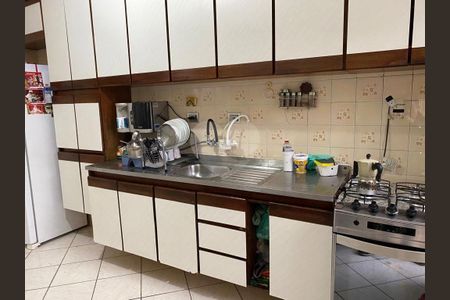 Casa à venda com 2 quartos, 95m² em Vila Moinho Velho, São Paulo