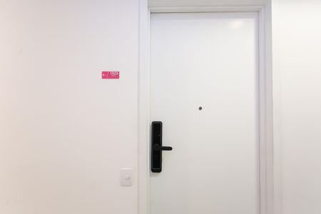 Apartamento para alugar com 28m², 1 quarto e sem vaga Apartamento para alugar com 28m², 1 quarto e sem vagaEntrada