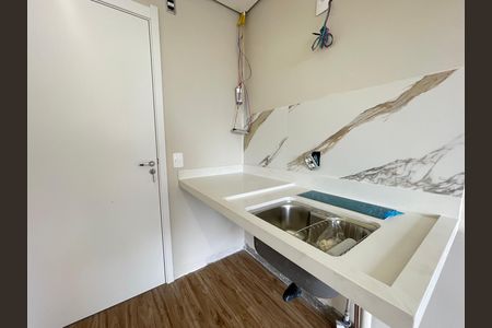 Apartamento para alugar com 32m², 2 quartos e sem vaga Apartamento para alugar com 32m², 2 quartos e sem vagaCozinha e Área de Serviço