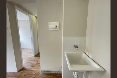 Apartamento para alugar com 32m², 2 quartos e sem vaga Apartamento para alugar com 32m², 2 quartos e sem vagaCozinha e Área de Serviço