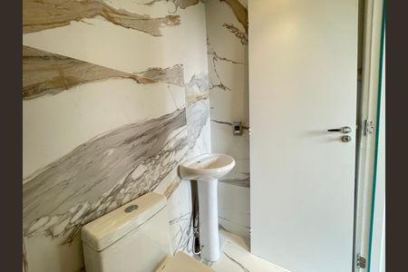 Apartamento para alugar com 32m², 2 quartos e sem vaga Apartamento para alugar com 32m², 2 quartos e sem vagaBanheiro