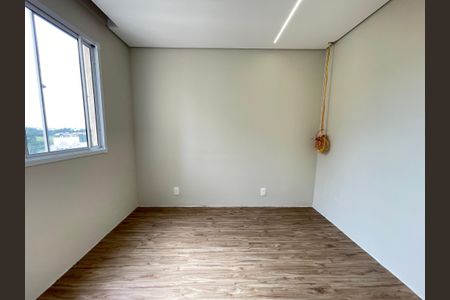 Quarto 1 de apartamento para alugar com 2 quartos, 32m² em Jardim Celeste, São Paulo