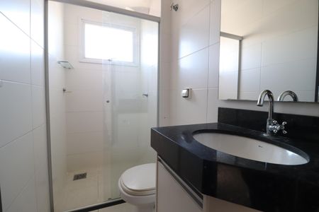 Apartamento para alugar com 60m², 2 quartos e 2 vagasBanheiro Social
