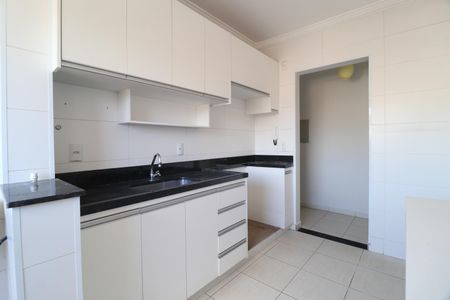 Apartamento para alugar com 60m², 2 quartos e 2 vagasCozinha