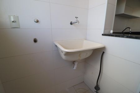 Apartamento para alugar com 60m², 2 quartos e 2 vagasCozinha e Área de Serviço