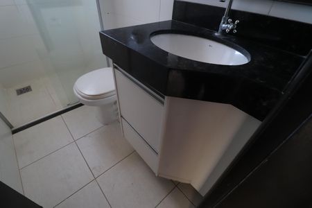 Apartamento para alugar com 60m², 2 quartos e 2 vagasBanheiro Social