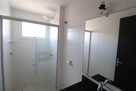Apartamento para alugar com 60m², 2 quartos e 2 vagasBanheiro Social