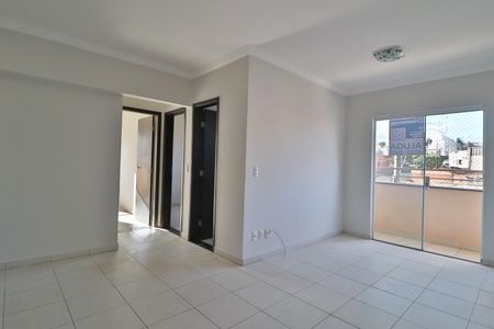 Sala de apartamento para alugar com 2 quartos, 60m² em Daniel Fonseca, Uberlândia