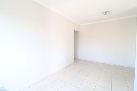 Sala de apartamento para alugar com 2 quartos, 60m² em Daniel Fonseca, Uberlândia