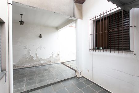 Quintal de casa à venda com 3 quartos, 200m² em Vila Granada, São Paulo