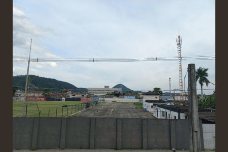 Vista da Rua de casa para alugar com 2 quartos, 80m² em Parque Bitaru, São Vicente