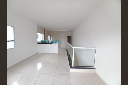 Casa para alugar com 80m², 2 quartos e 1 vaga Casa para alugar com 80m², 2 quartos e 1 vagaSala
