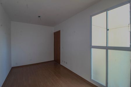 Sala de apartamento à venda com 2 quartos, 40m² em Cavalhada, Porto Alegre