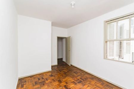 Sala de apartamento para alugar com 2 quartos, 65m² em Petrópolis, Porto Alegre
