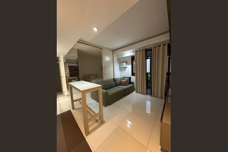 Apartamento à venda com 38m², 1 quarto e 1 vaga Apartamento à venda com 38m², 1 quarto e 1 vagaSala