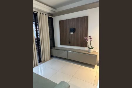 Apartamento à venda com 38m², 1 quarto e 1 vaga Apartamento à venda com 38m², 1 quarto e 1 vagaSala