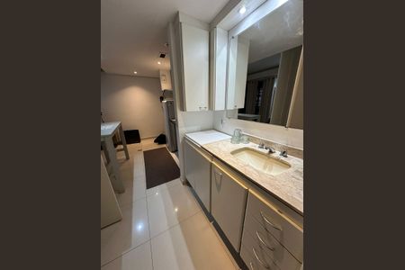 Apartamento à venda com 38m², 1 quarto e 1 vaga Apartamento à venda com 38m², 1 quarto e 1 vagaBanheiro