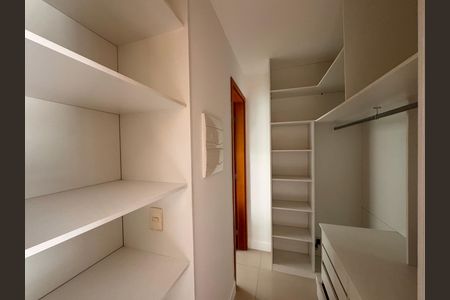 Apartamento para alugar com 161m², 2 quartos e 2 vagasSuíte 2 - Closet