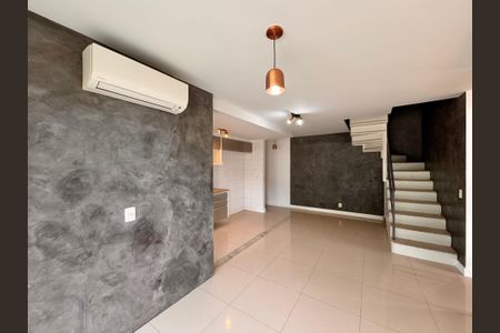 Sala de apartamento para alugar com 2 quartos, 161m² em Recreio dos Bandeirantes, Rio de Janeiro