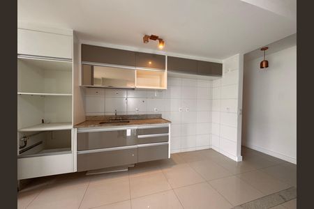 Apartamento para alugar com 161m², 2 quartos e 2 vagasCozinha e Área de Serviço