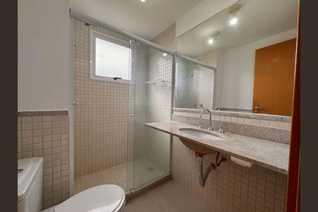 Apartamento para alugar com 161m², 2 quartos e 2 vagasSuíte - Banheiro