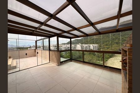 Apartamento para alugar com 161m², 2 quartos e 2 vagasTerraço