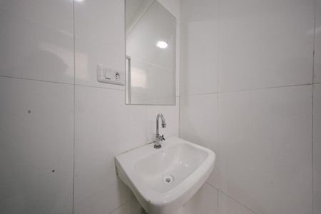 Casa para alugar com 38m², 1 quarto e sem vagaBanheiro