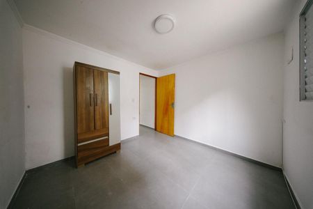 Quarto de casa para alugar com 1 quarto, 38m² em Vila Pierina, São Paulo