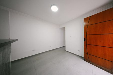 Sala/Cozinha de casa para alugar com 1 quarto, 38m² em Vila Pierina, São Paulo