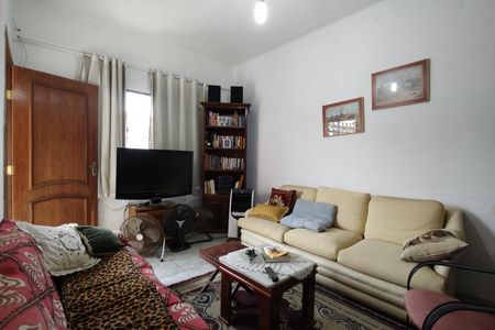 Casa de condomínio à venda com 300m², 2 quartos e sem vaga Casa de condomínio à venda com 300m², 2 quartos e sem vagaSala