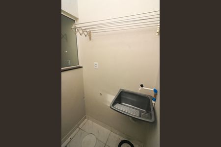 Casa de condomínio para alugar com 28m², 1 quarto e sem vagaÁrea de Serviço