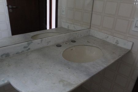 Apartamento para alugar com 190m², 3 quartos e 2 vagasBanheiro da Suíte