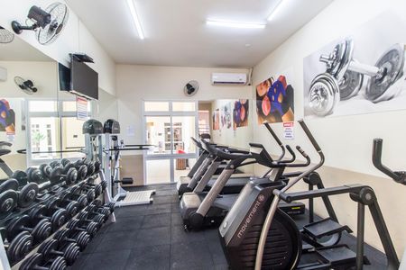 Casa de condomínio à venda com 160m², 3 quartos e 2 vagas Casa de condomínio à venda com 160m², 3 quartos e 2 vagasAcademia