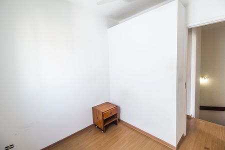 Casa de condomínio à venda com 160m², 3 quartos e 2 vagas Casa de condomínio à venda com 160m², 3 quartos e 2 vagasQuarto 4