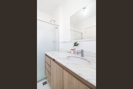 Casa de condomínio à venda com 160m², 3 quartos e 2 vagas Casa de condomínio à venda com 160m², 3 quartos e 2 vagasBanheiro da Suíte