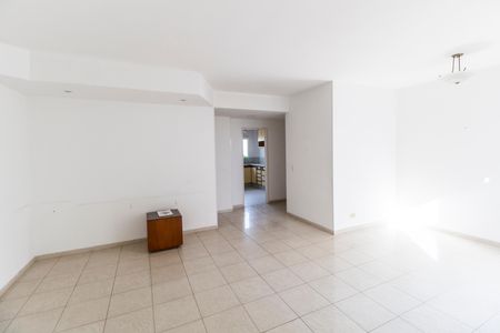 Casa de condomínio à venda com 160m², 3 quartos e 2 vagas Casa de condomínio à venda com 160m², 3 quartos e 2 vagasSala