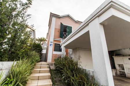 Casa de condomínio à venda com 160m², 3 quartos e 2 vagas Casa de condomínio à venda com 160m², 3 quartos e 2 vagasVista da Rua