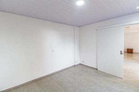Casa de condomínio à venda com 160m², 3 quartos e 2 vagas Casa de condomínio à venda com 160m², 3 quartos e 2 vagasSala