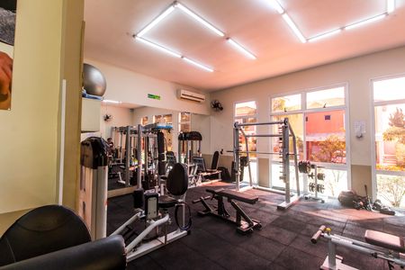 Casa de condomínio à venda com 160m², 3 quartos e 2 vagas Casa de condomínio à venda com 160m², 3 quartos e 2 vagasAcademia