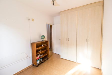 Casa de condomínio à venda com 160m², 3 quartos e 2 vagas Casa de condomínio à venda com 160m², 3 quartos e 2 vagasQuarto 2