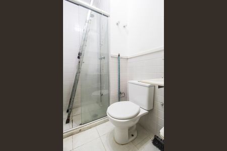 Casa de condomínio à venda com 160m², 3 quartos e 2 vagas Casa de condomínio à venda com 160m², 3 quartos e 2 vagasBanheiro 2