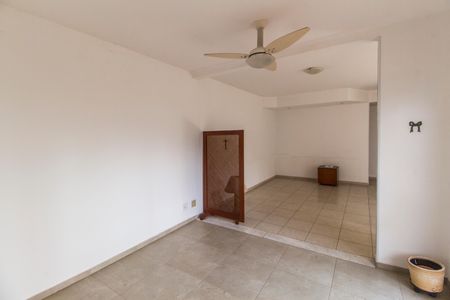 Sala  de casa de condomínio à venda com 2 quartos, 160m² em Residencial Dois (tambore), Santana de Parnaíba