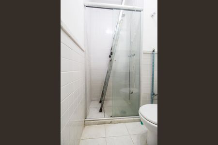 Casa de condomínio à venda com 160m², 3 quartos e 2 vagas Casa de condomínio à venda com 160m², 3 quartos e 2 vagasBanheiro 2