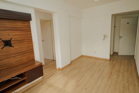 Sala de apartamento para alugar com 2 quartos, 35m² em Campo Grande, Rio de Janeiro