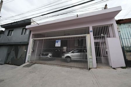 Casa à venda com 201m², 2 quartos e 3 vagasFachada